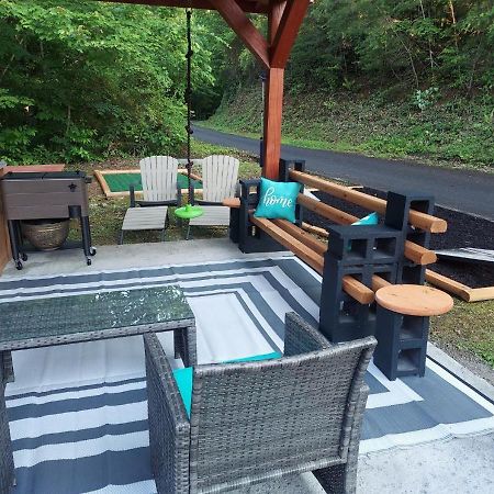 Fabulous Pet-Friendly, Family Cabin With Outdoor Kitchen, Hot Tub, Sauna, Fireplace, Theater Room, Arcade, Pool Table, And Fire Pit Within Minuties Of Dollywood Севьервилл Экстерьер фото