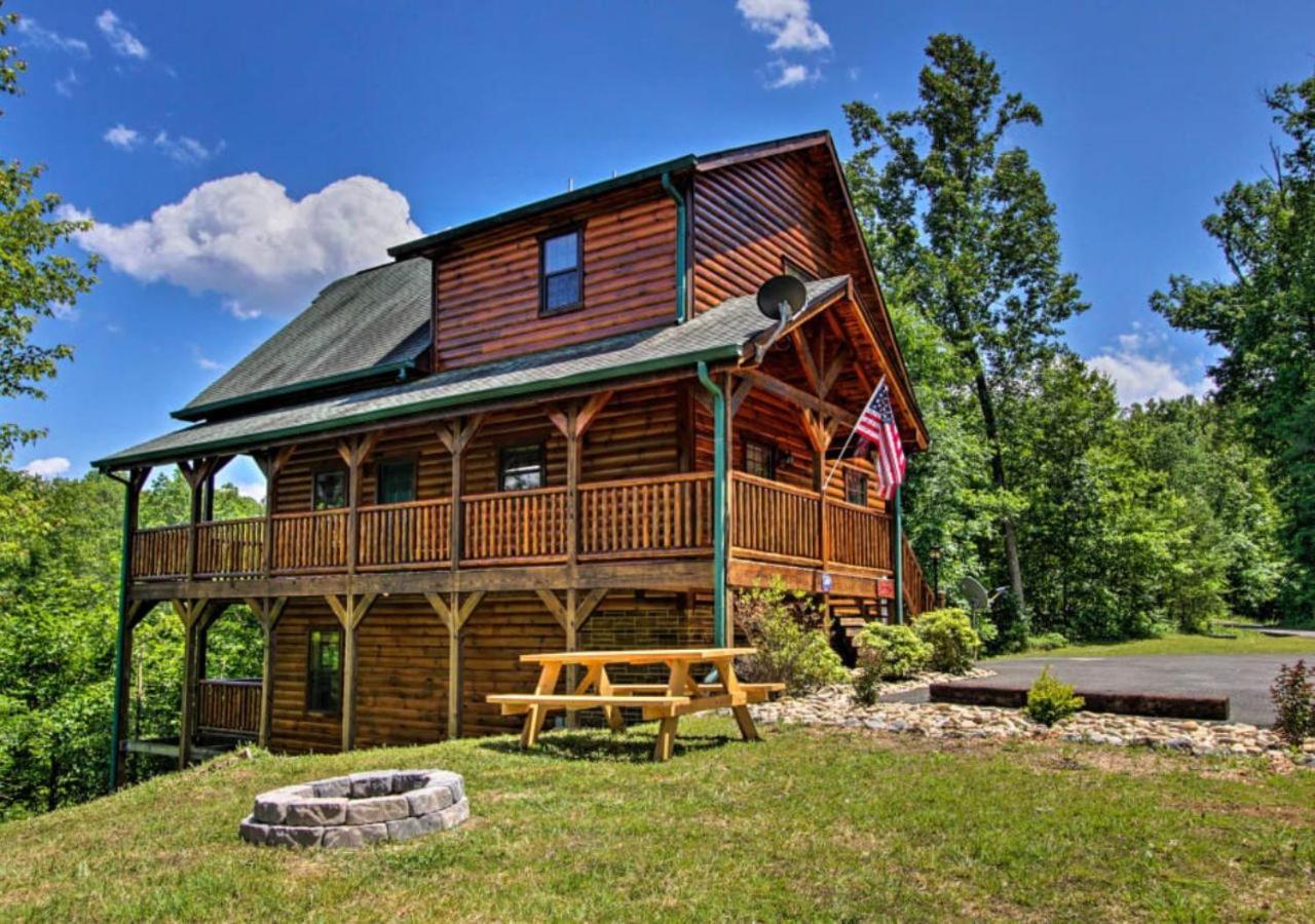 Fabulous Pet-Friendly, Family Cabin With Outdoor Kitchen, Hot Tub, Sauna, Fireplace, Theater Room, Arcade, Pool Table, And Fire Pit Within Minuties Of Dollywood Севьервилл Экстерьер фото