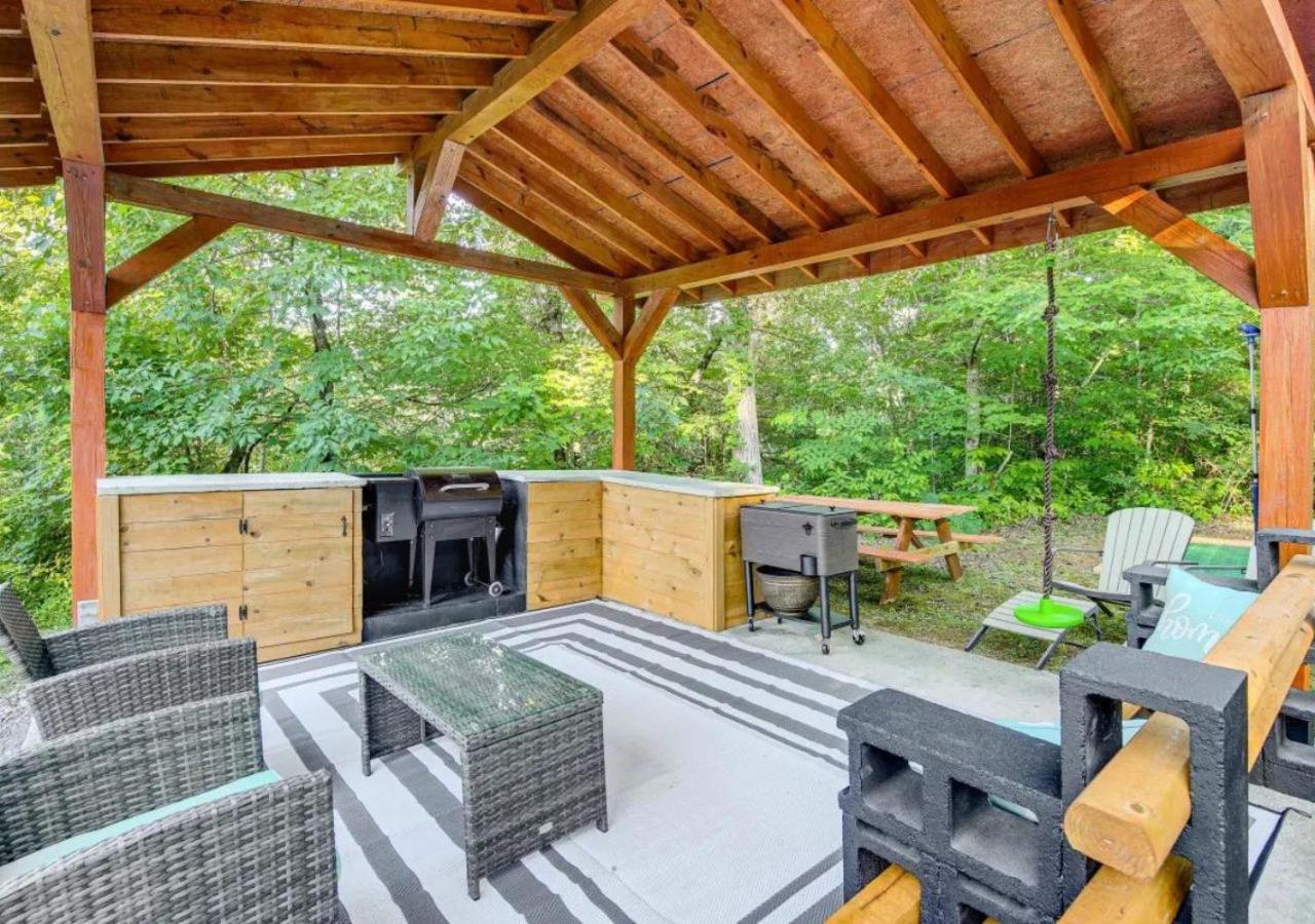Fabulous Pet-Friendly, Family Cabin With Outdoor Kitchen, Hot Tub, Sauna, Fireplace, Theater Room, Arcade, Pool Table, And Fire Pit Within Minuties Of Dollywood Севьервилл Экстерьер фото