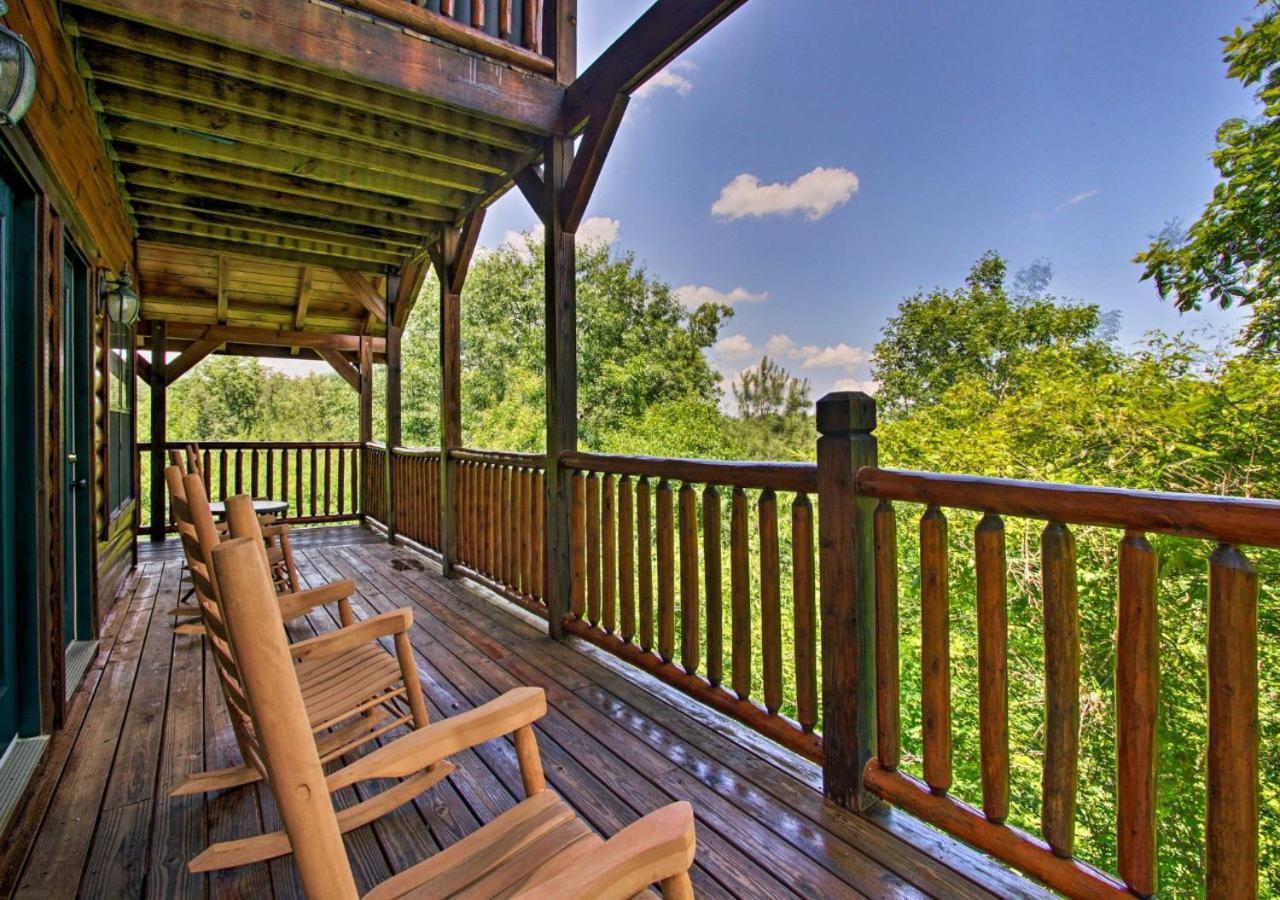 Fabulous Pet-Friendly, Family Cabin With Outdoor Kitchen, Hot Tub, Sauna, Fireplace, Theater Room, Arcade, Pool Table, And Fire Pit Within Minuties Of Dollywood Севьервилл Экстерьер фото