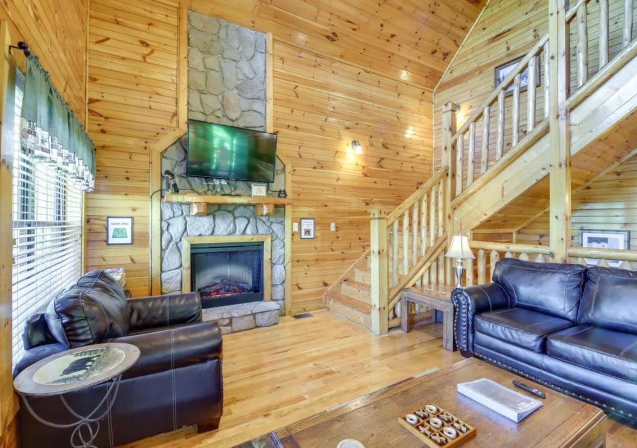Fabulous Pet-Friendly, Family Cabin With Outdoor Kitchen, Hot Tub, Sauna, Fireplace, Theater Room, Arcade, Pool Table, And Fire Pit Within Minuties Of Dollywood Севьервилл Экстерьер фото