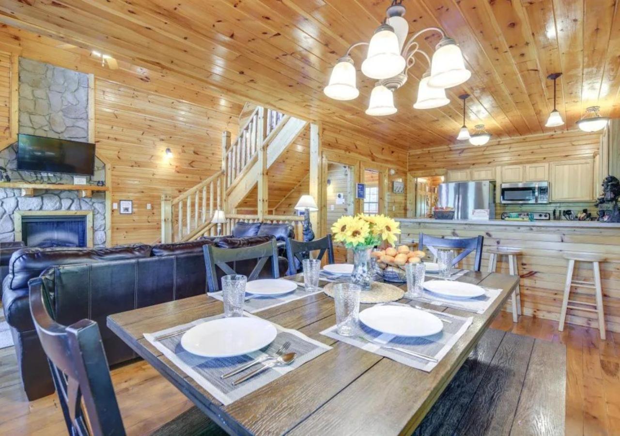 Fabulous Pet-Friendly, Family Cabin With Outdoor Kitchen, Hot Tub, Sauna, Fireplace, Theater Room, Arcade, Pool Table, And Fire Pit Within Minuties Of Dollywood Севьервилл Экстерьер фото