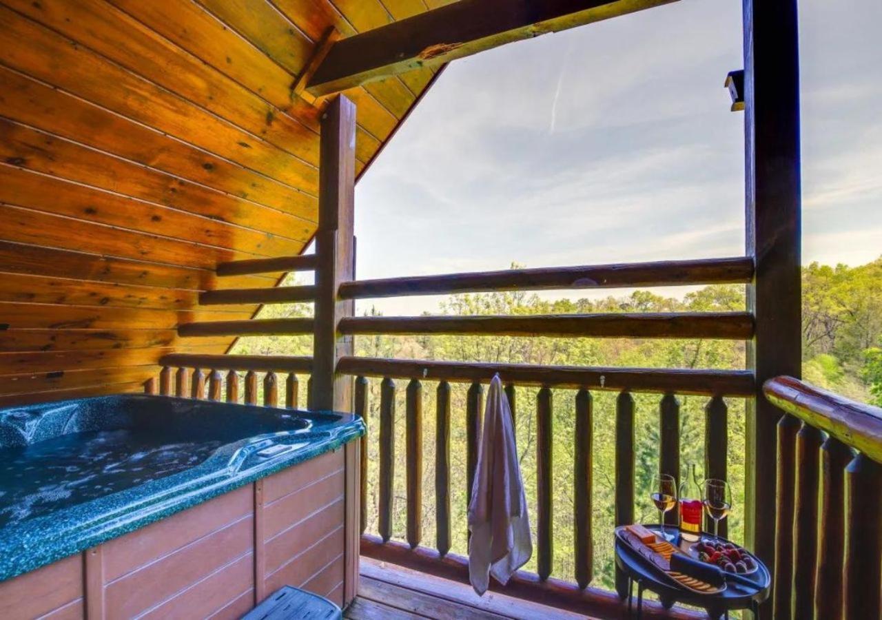 Fabulous Pet-Friendly, Family Cabin With Outdoor Kitchen, Hot Tub, Sauna, Fireplace, Theater Room, Arcade, Pool Table, And Fire Pit Within Minuties Of Dollywood Севьервилл Экстерьер фото