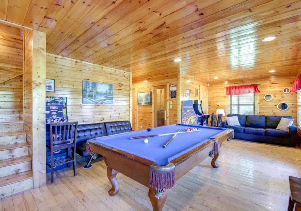 Fabulous Pet-Friendly, Family Cabin With Outdoor Kitchen, Hot Tub, Sauna, Fireplace, Theater Room, Arcade, Pool Table, And Fire Pit Within Minuties Of Dollywood Севьервилл Экстерьер фото